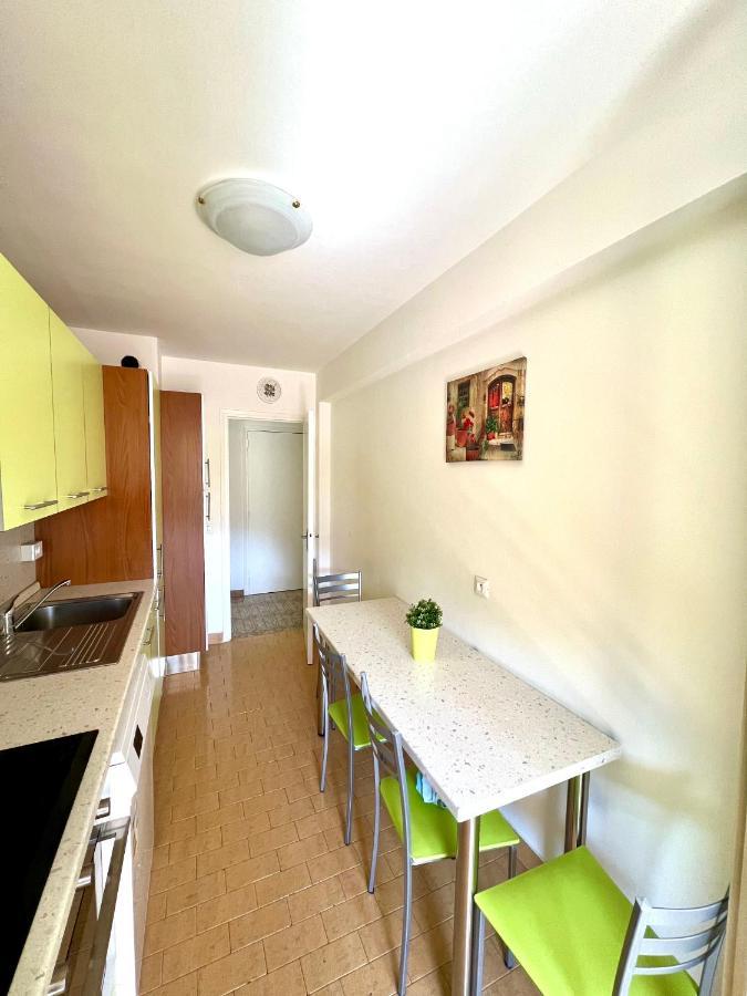 Casa Vacanze Lavanda Ментона Екстериор снимка