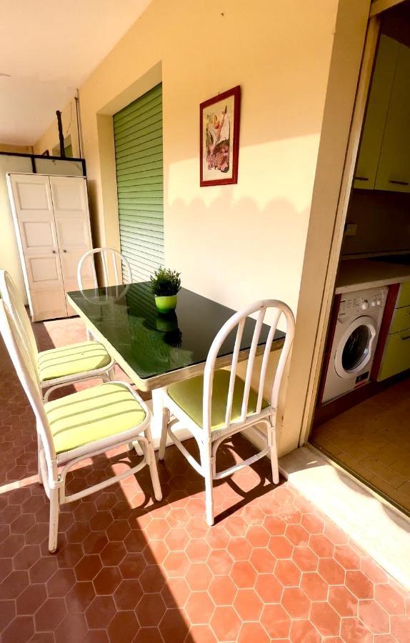 Casa Vacanze Lavanda Ментона Екстериор снимка